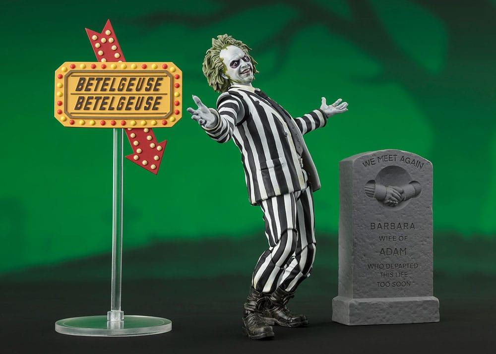 Beetlejuice (1988) - Beetlejuice S.H.Figuarts 6" Action Figure