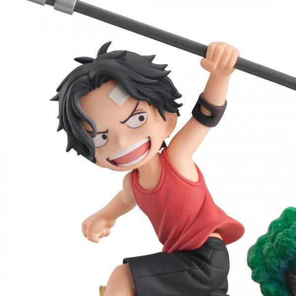 ONE PIECE - G.E.M. SERIES - PORTGAS D. ACE RUN! RUN! RUN!
